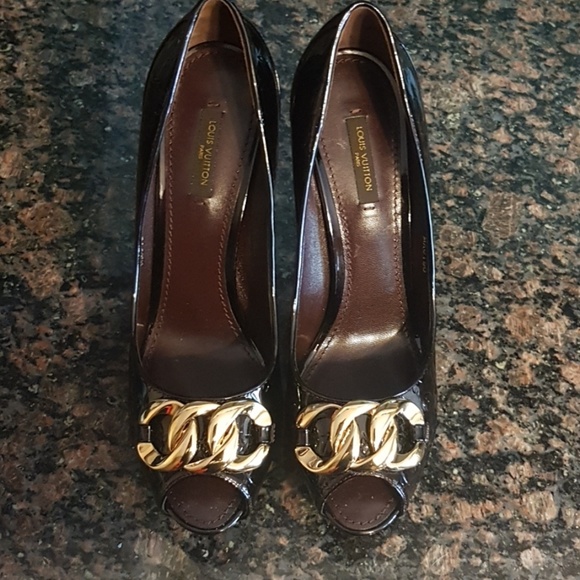 Louis Vuitton Burgundy Heels - Picture 1 of 3